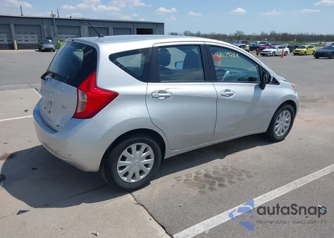 2015 Nissan Versa Note S (Sr)/S Plus/Sl/Sr/Sv z USA, uszkodzony, nr VIN 3N1CE2CP1FL373470